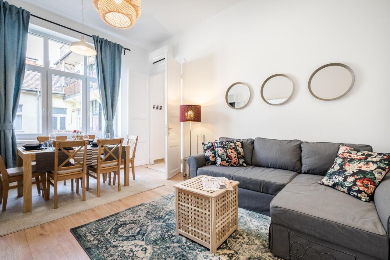 Bpr Blooming Design Home With A/C 부다페스트 외부 사진